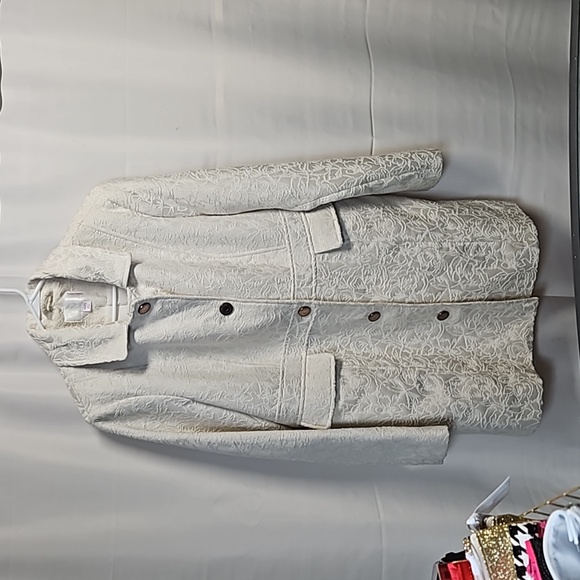 Xhilaration  Cream Brocade Coat Sz 2XT Like New - Picture 5 of 5